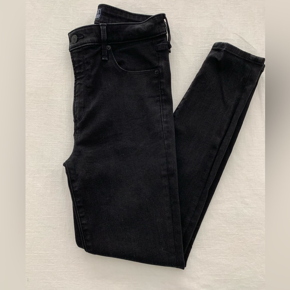 Abercrombie & Fitch - Simone High Rise Super Skinny